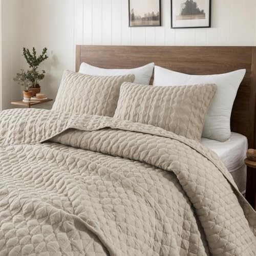 WDCOZY Oversized California Cal King Size Quilt Bedding Sets with Pillow Shams, Beige Tan Cream Lightweight Soft Bedspread Coverlet Bed Cover, All Season Spring Summer, 3 Pieces, 116x106 inches - Image 1