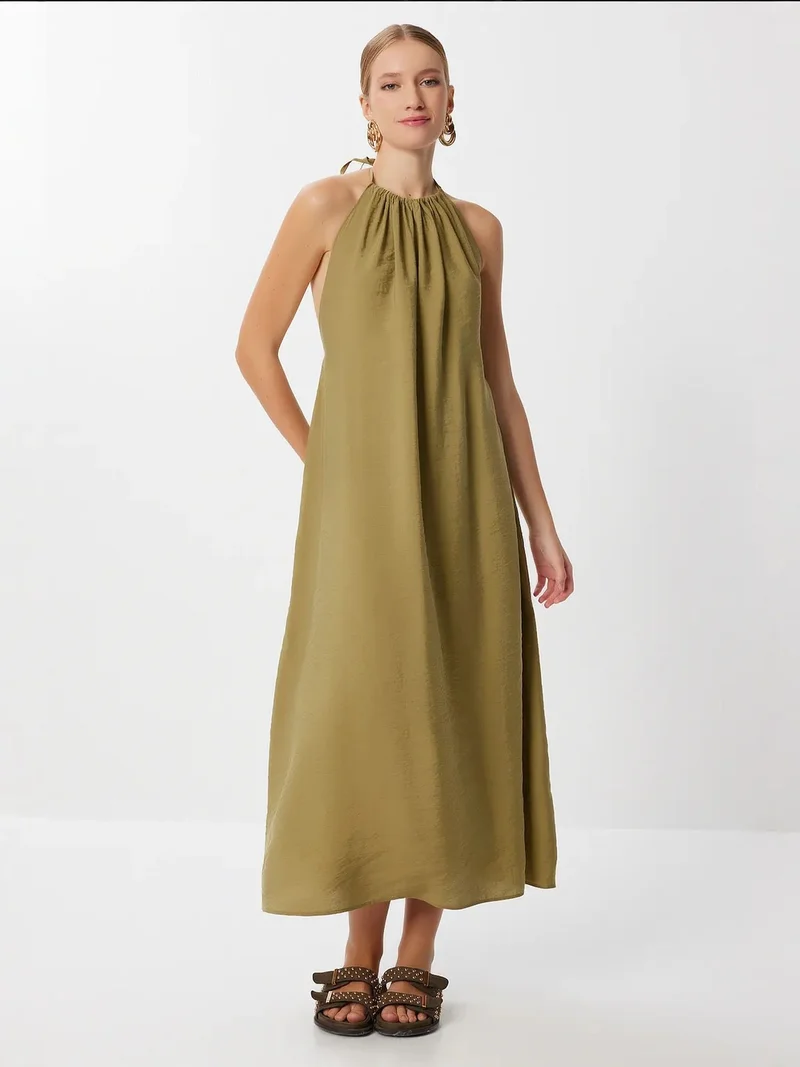 السعادة في إسطنبول ISTANBUL Halter Neck Drape Midi Dress