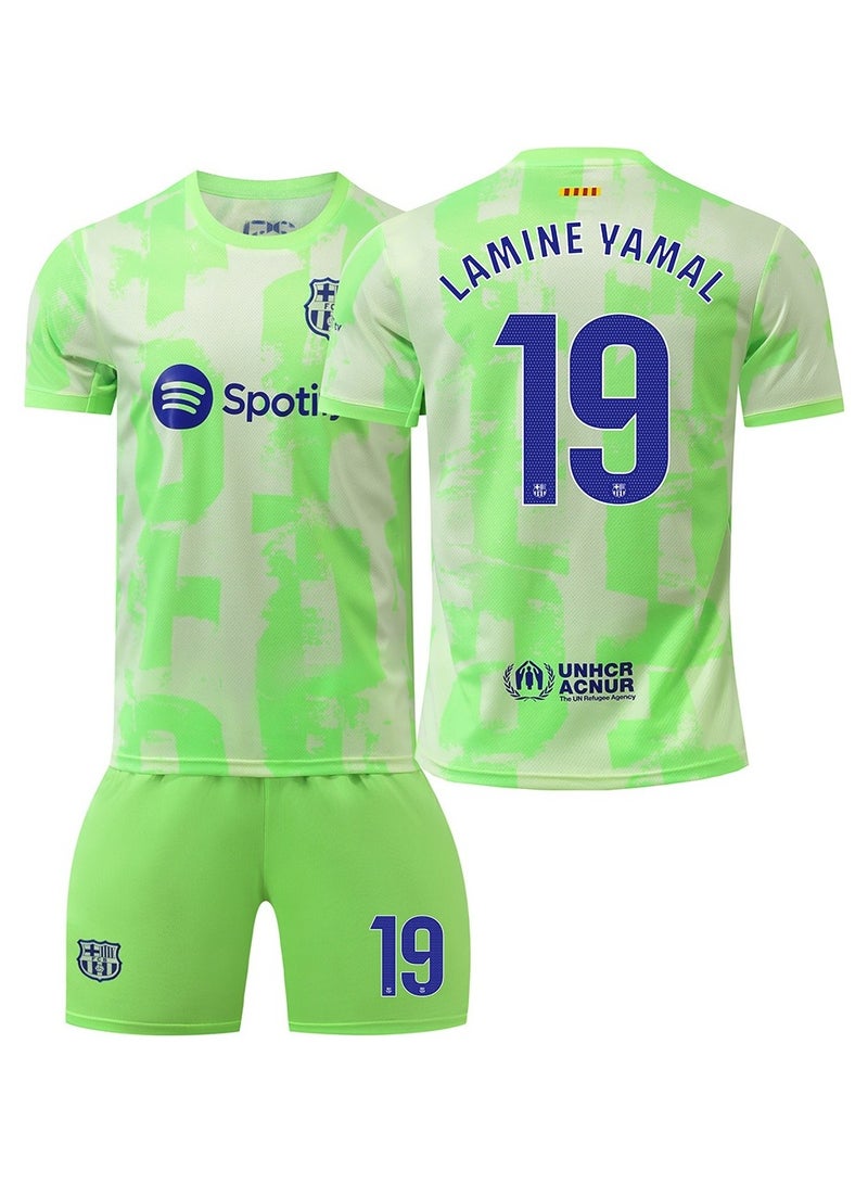 Taiahiro The new breathable sweat-proof football jersey is a sports equipment designed for football lovers and sports people.  - Image 1