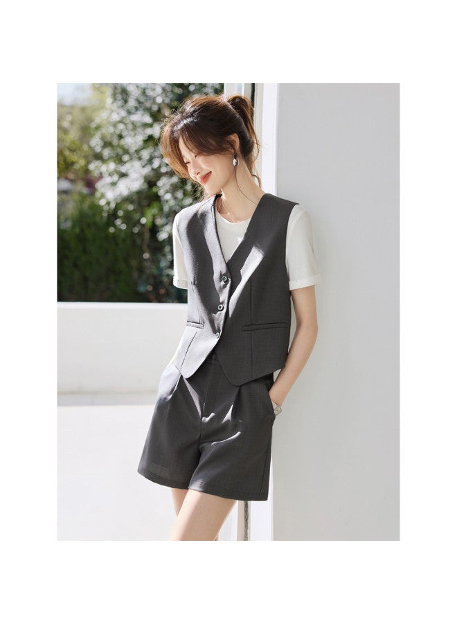 Commute Relaxation Vest And Shorts Set】2025 Summer New Arrival Minimalist Slim-fit Women's Coordinated Outfit - Image 3