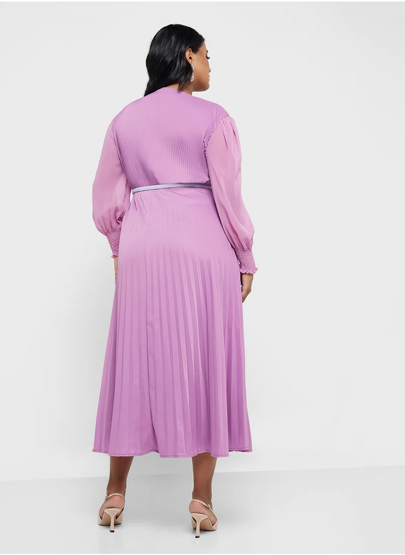 Ella Plus Puff Sleeved Dress With Pleats