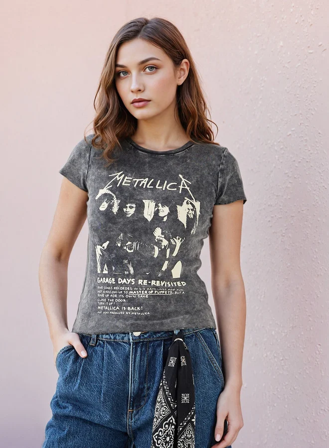 SP Characters Metallica Acid Wash Print T-shirt with Round Neck