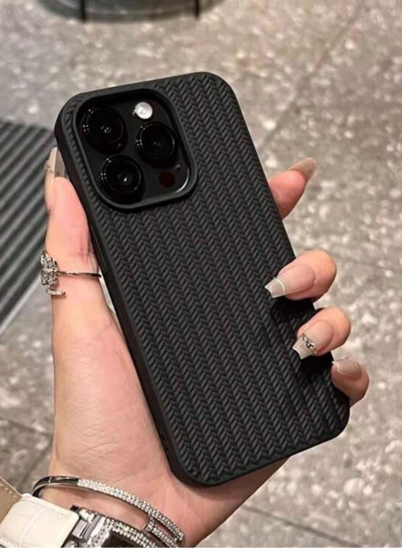 جريت تشويس غطاء حماية جراب آيفون 15 برو بتصميم رائع وأنيق مقاوم للإنزلاق - Image 1