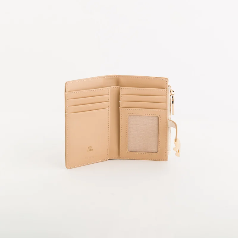 CARPISA Women's Leather Wallet Petunia Wallet Butter