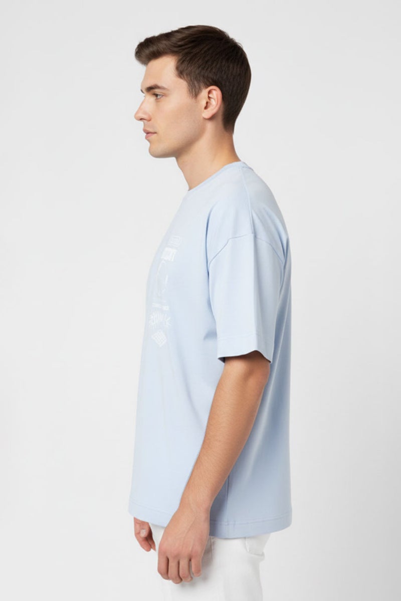 GIVENCHY تي شيرت رجالي بأكمام قصيرة وياقة دائرية بطباعة جرافيك، أزرق - Image 4