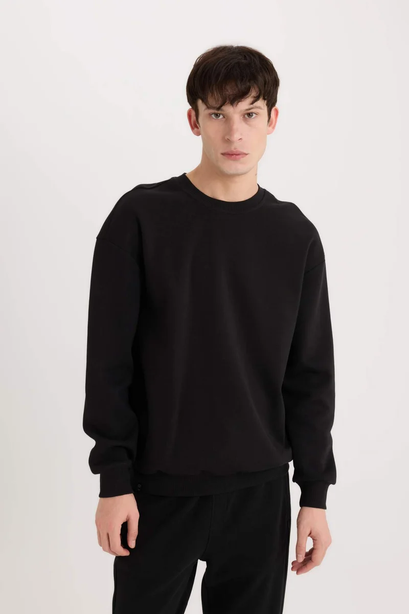 ديفاكتو Boxy Fit Crew Neck Basic Pique Sweatshirt