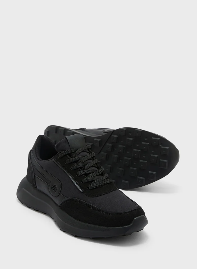 Seventy Five Casual Sneakers