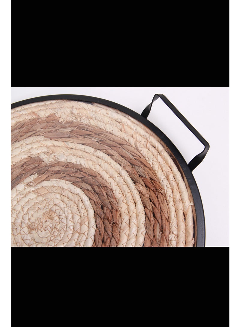 Elegant round serving tray set made of natural wicker and metal frame  - Image 5