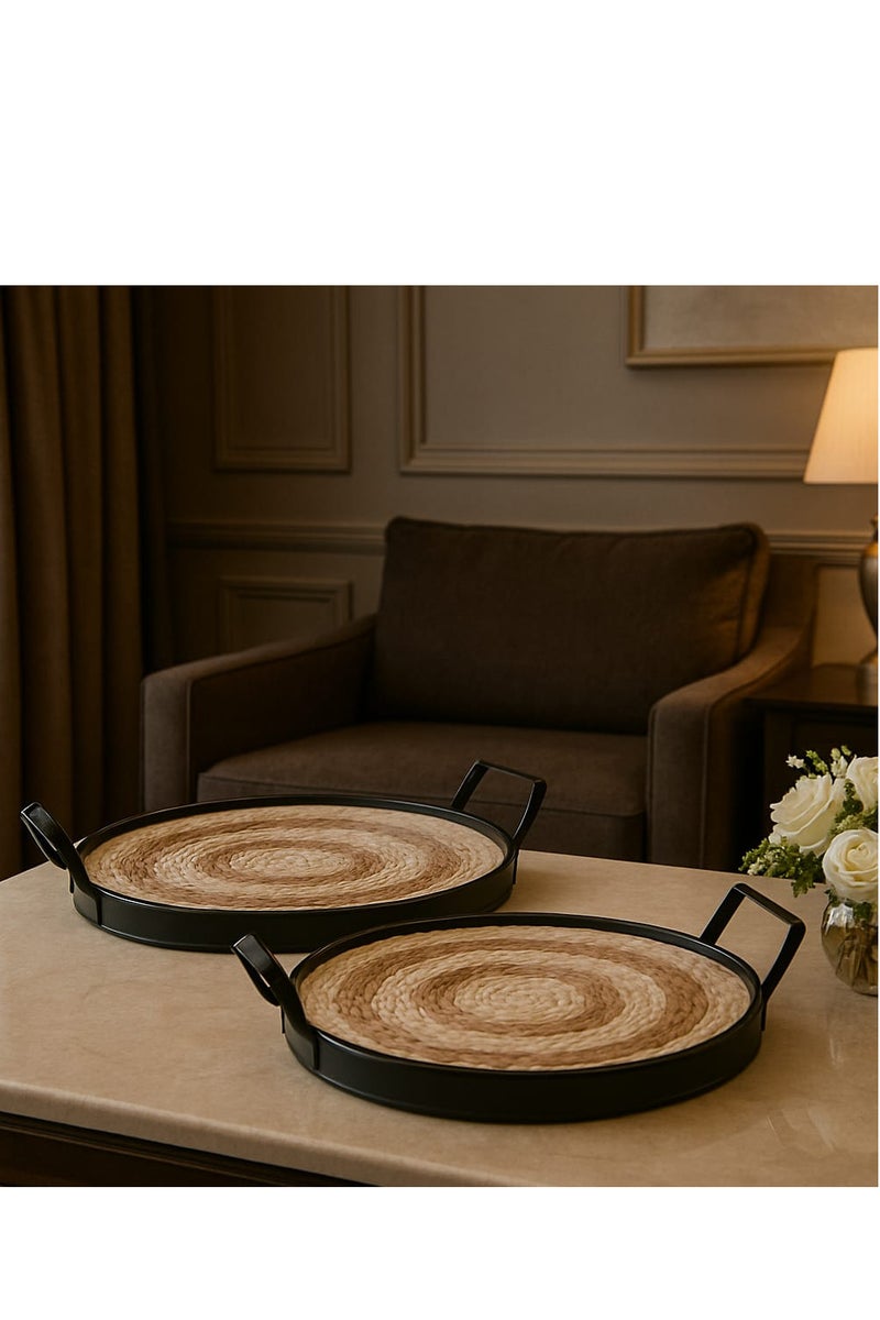 Elegant round serving tray set made of natural wicker and metal frame  - Image 1