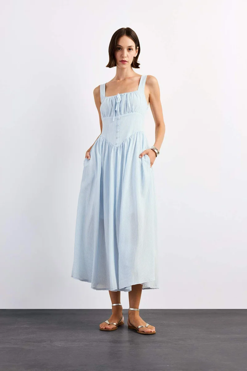 ديفاكتو Sleeveless Maxi Dress
