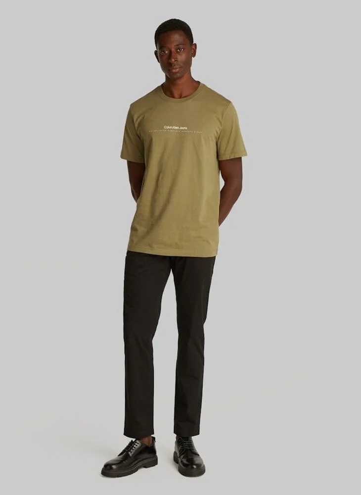 كالفن كلاين جينز Logo Print Crew Neck T-Shirt