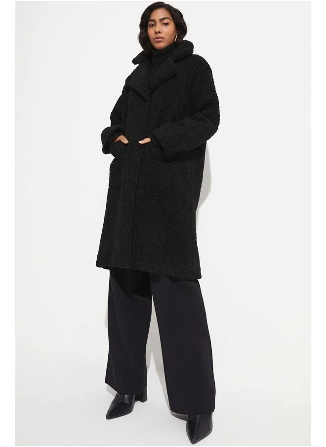 JUNE June Plush Long Coat with Pocket Detail Black