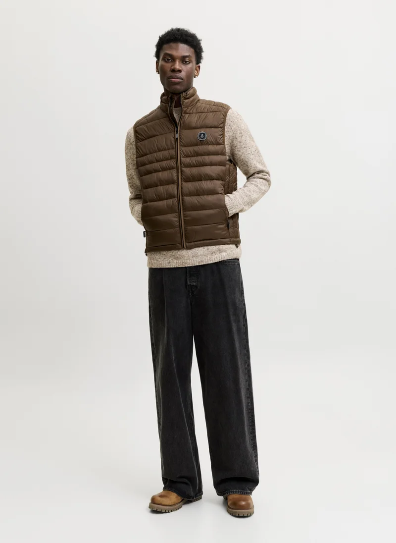 JACK & JONES Cocoa Sleeveless Puffer Jacket for Men | Best Price UAE