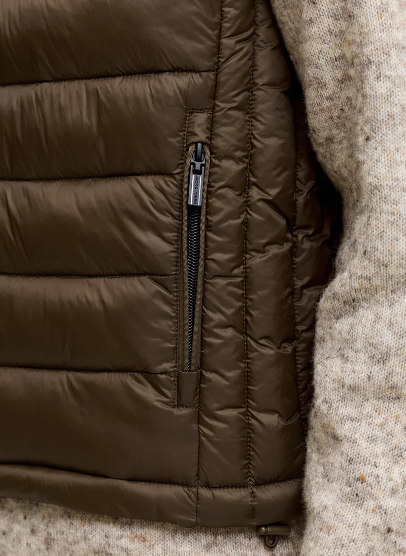 JACK & JONES Cocoa Sleeveless Puffer Jacket for Men | Best Price UAE