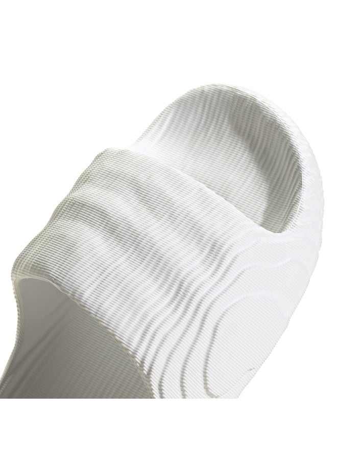 اديداس اوريجينالز أديداس أديليت 22 للرجال أبيض - Image 2