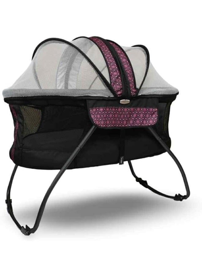 بيتي بيبي 🍼 سرير أطفال قابل للطي من Petit Bébé – موديل VEA  راحة وأمان لطفلك في كل مكان! - Image 1