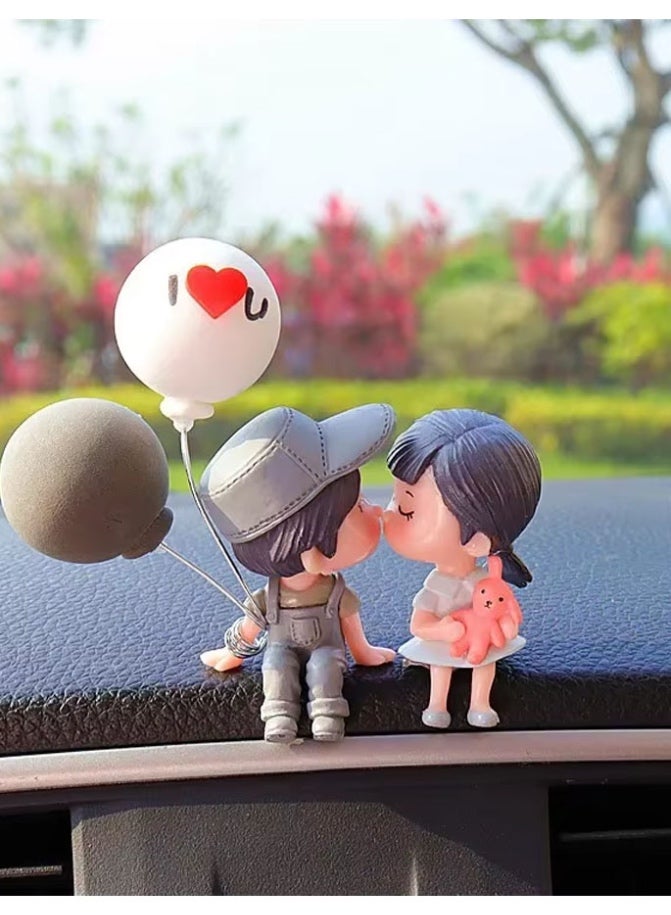 زينة سيارة مجسمات تزين السيارة بشكل ولد وفتاه وبالونه بتصميم رومانسي مناسبة للزوجين لإضافة لمسة مميزة الى ديكور سيارتك باللون الأحمر - Image 2