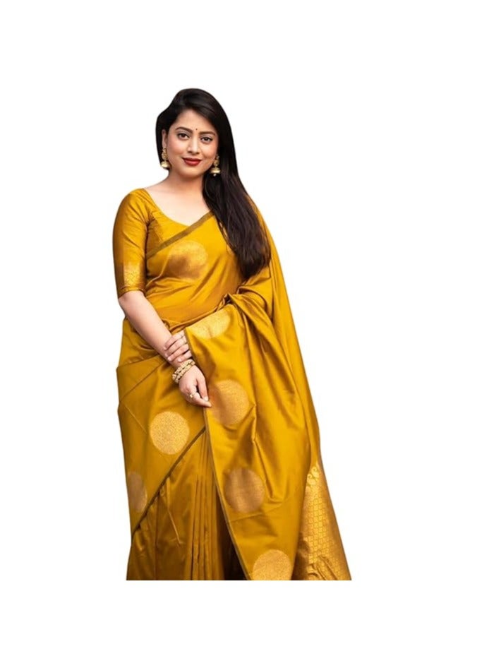 مملكة الإكسسوارات ساري حريمي ناعم من الحرير الخالص من باناراسي على طراز كانجيفارام مع قطعة بلوزة لحفلات الزفاف - Image 1