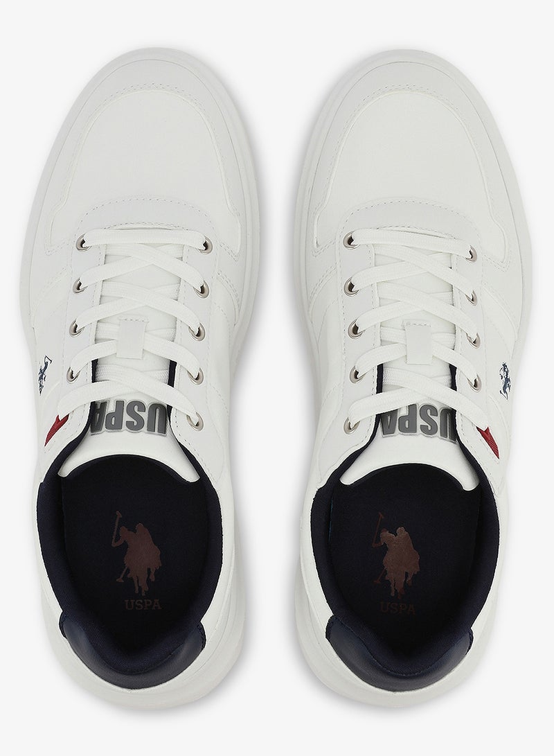 يو اس بولو اسن أحذية رياضية بيضاء للرجال بتصميم بسيط وخفيف الوزن - Image 5