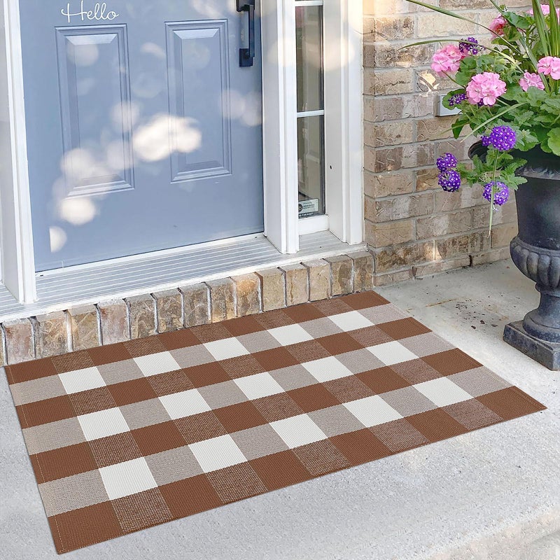 KILOCOCO Buffalo Plaid Checkered Rug 27.5x43 Inches Front Door Mat Outdoor Brown and White Rugs Cotton Washable Front Porch Rug Layered Doormats for Patio Farmhouse Entryway Kitchen Foyer - Image 1