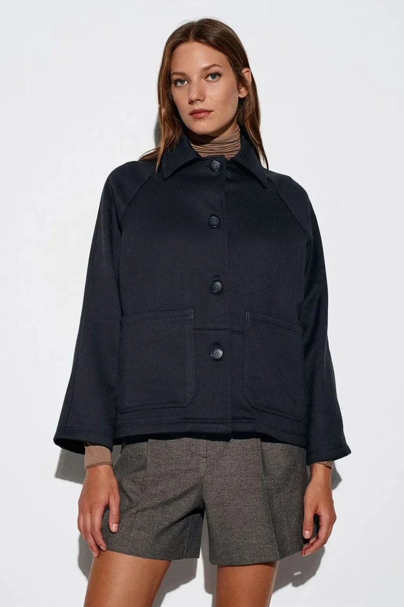 DILVIN Oversized Plush Woven Button Jacket