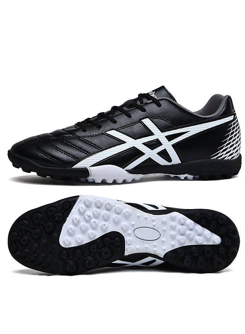 حذاء كرة قدم مضاد للانزلاق وجيد التهوية - Image 1