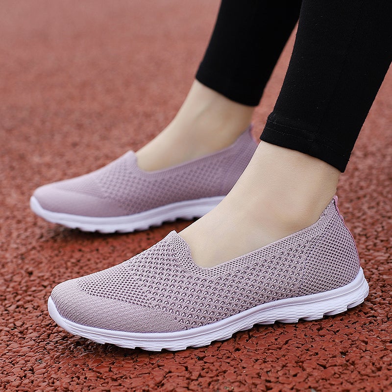 Plus Size Women'S Shoes 41-43 Summer Wide Fat Foot Cloth Shoes Mesh Mother Shoes Middle-Aged And Elderly Breathable Walking Shoes - Image 1