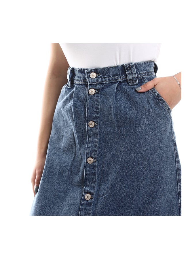 Women's denim skirt with modern buttons - Image 4