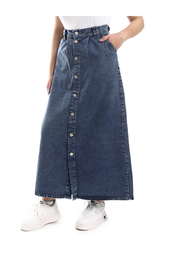 Women's denim skirt with modern buttons - Image 2