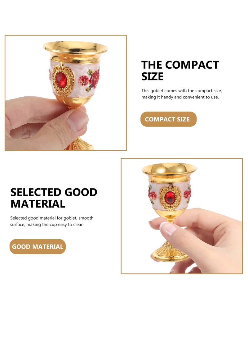 سيوسي 2Pcs Mini Golden Goblet Retro European Style Gold Goblet Copper Goblet Engraved with Flower Pattern Vintage Egyptian Shot Glass for Wine Liqueur and Cocktails for Home and Wedding Party - Image 3