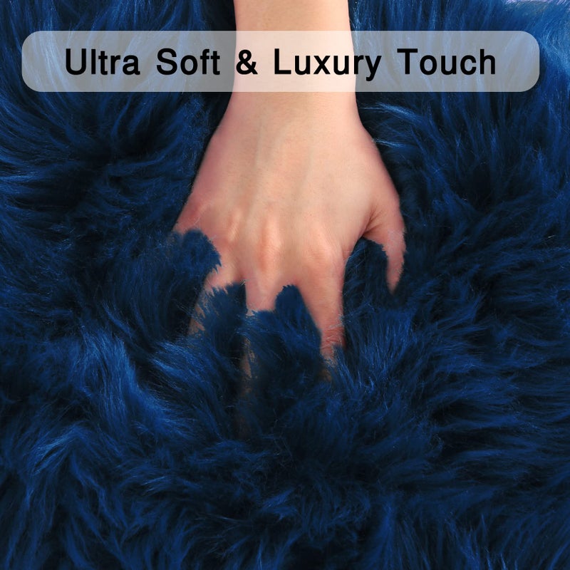 Duduta Navy Blue Faux Sheepskin رمي سجادة 2x3 قدمًا - Image 4