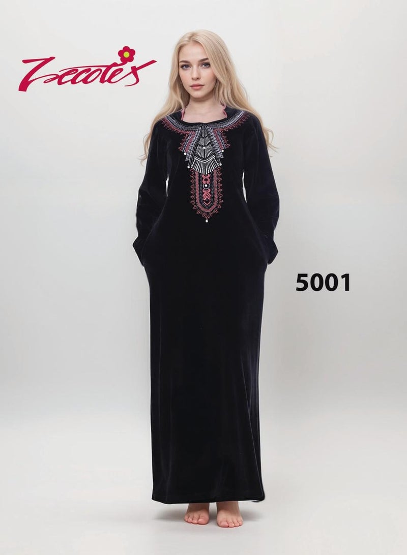 zecotex  A stunning nightgown - Image 1