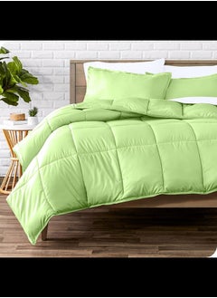 Home of linens Cotton - Plain - 3 Pieces Heavy Comforter Set - 4Kgs - Down Alternative Filling - (For Matress 180cm/200cm) - Size  (250cm x 240cm) + 2 Pillow Case Covers (50cm x 70cm) - Lime  - Image 1
