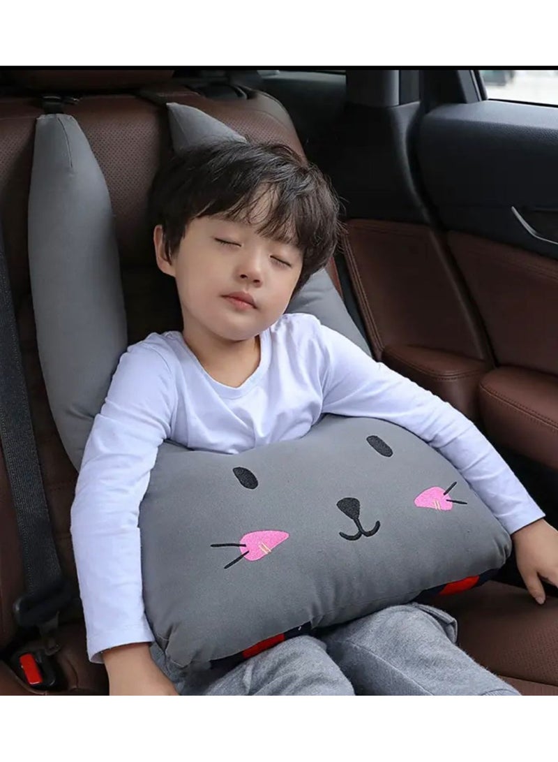 Seat belt pillow for children in car  - Image 1