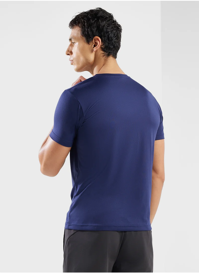 فورورد V Neck Training T Shirt