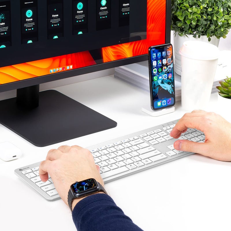 iClever لوحة مفاتيح وماوس GK08 اللاسلكية - لوحة مفاتيح مريحة قابلة لإعادة الشحن مع لوحة أرقام، كتابة صامتة، اتصال مستقر 2.4G، تصميم نحيف لماك وويندوز (فضي) - Image 2
