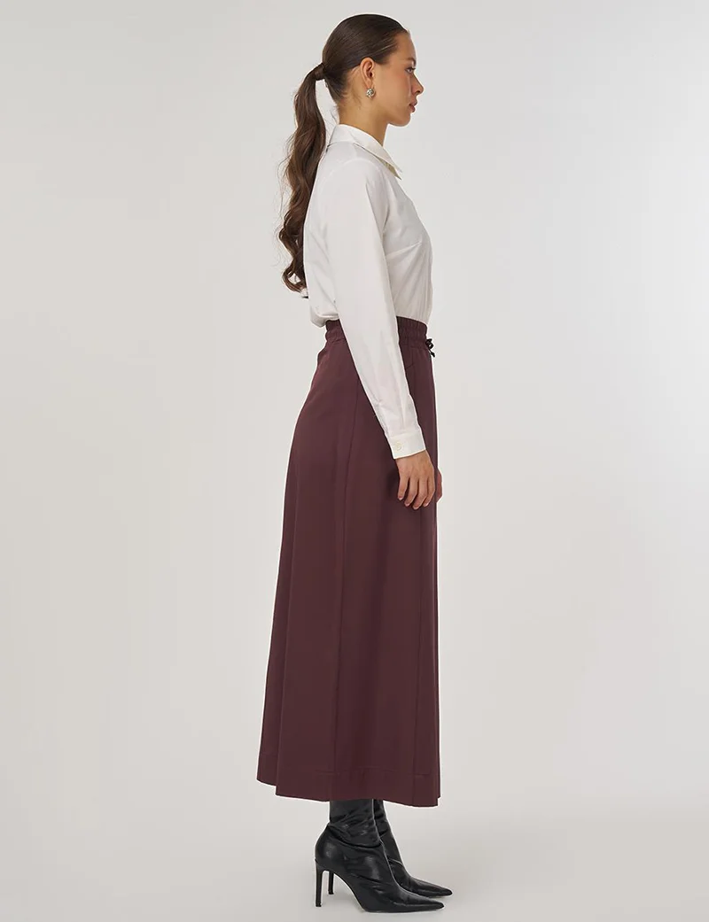Kayra Pocket-Detail Relaxed-Fit Skirt – Dark Burgundy
