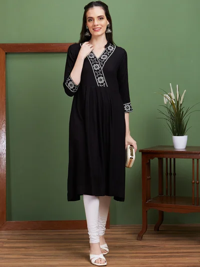 globus Women Black Yoke Design Zari V-Neck A-Line Kurta