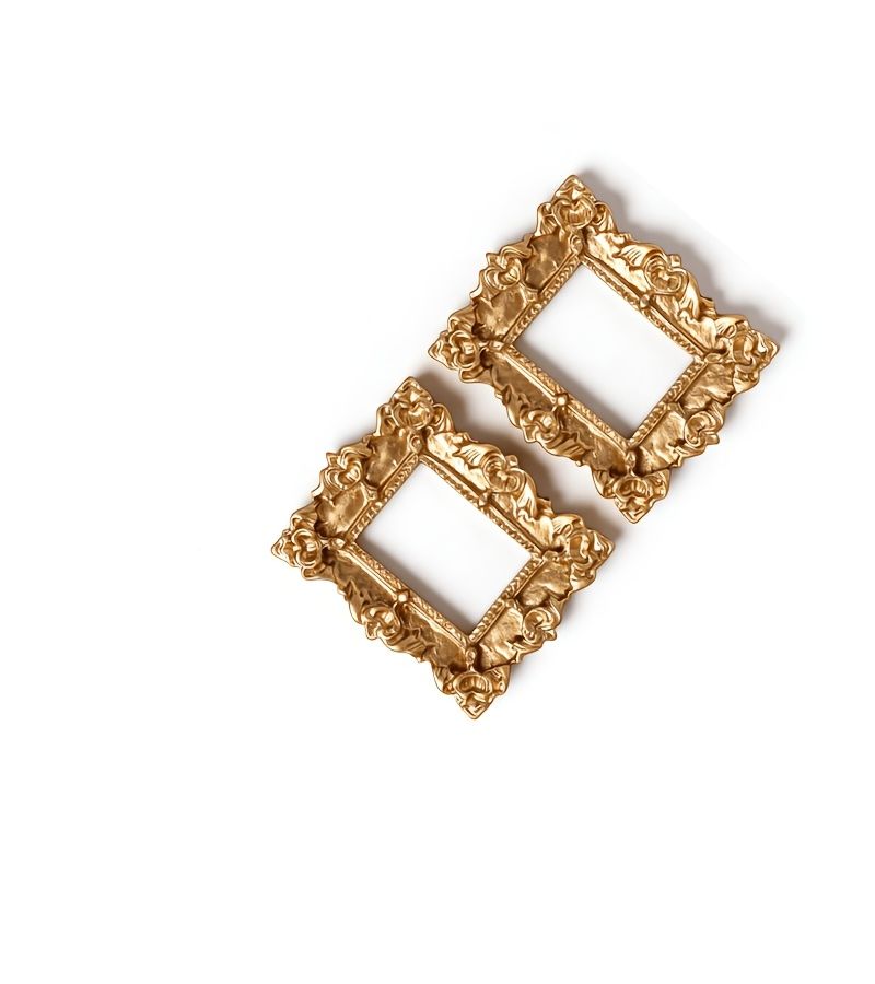 Set Of 12 Small Golden Frames For Photos Jewelry Holiday Party Display - Image 4