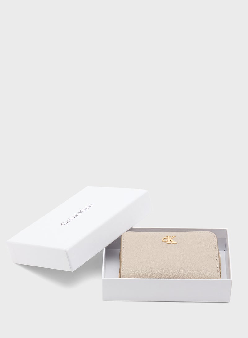 Calvin Klein Jeans Logo Zip Around Wallet - Image 5