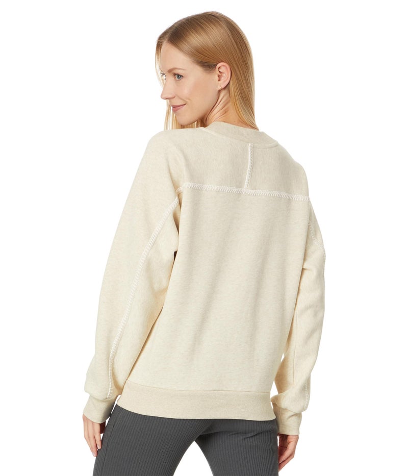 UGG Women's Classic Crewneck Sweatshirt, Sand Heather, M - Image 2