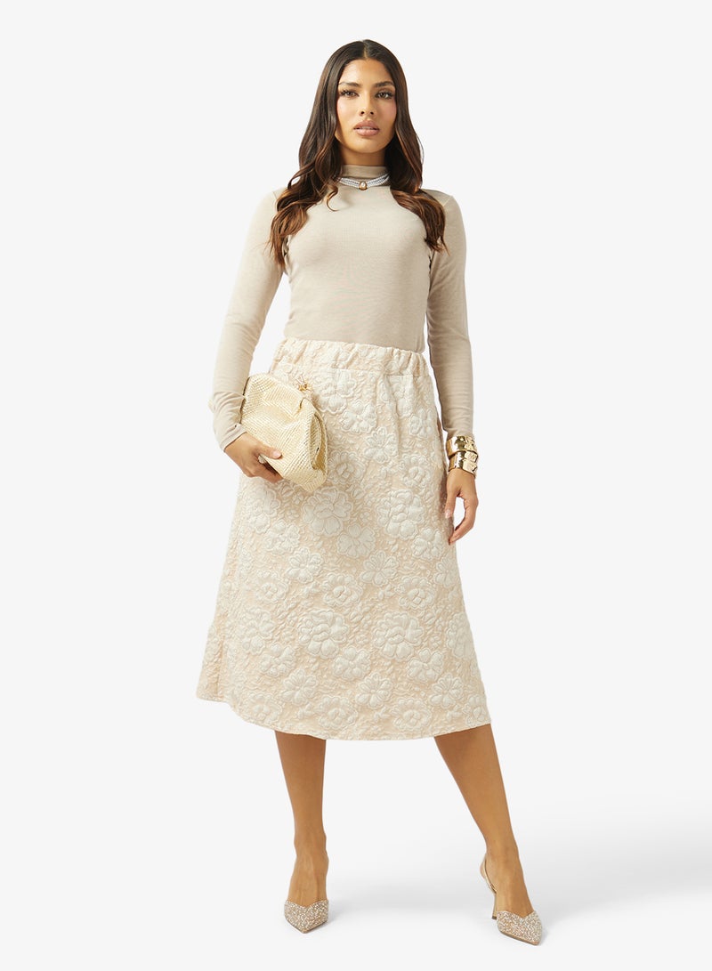 Khizana Textured Skirt - Image 2