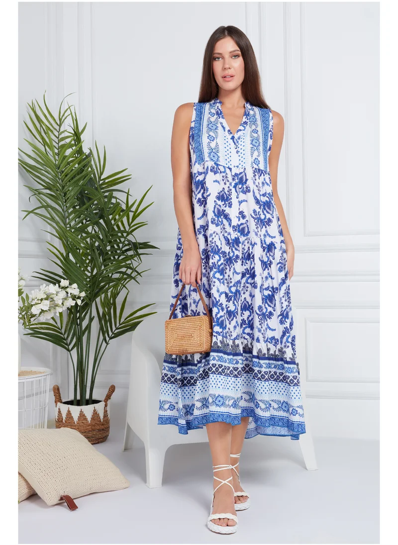 كوتور لابس Blue White Sleeveless Midi Dress