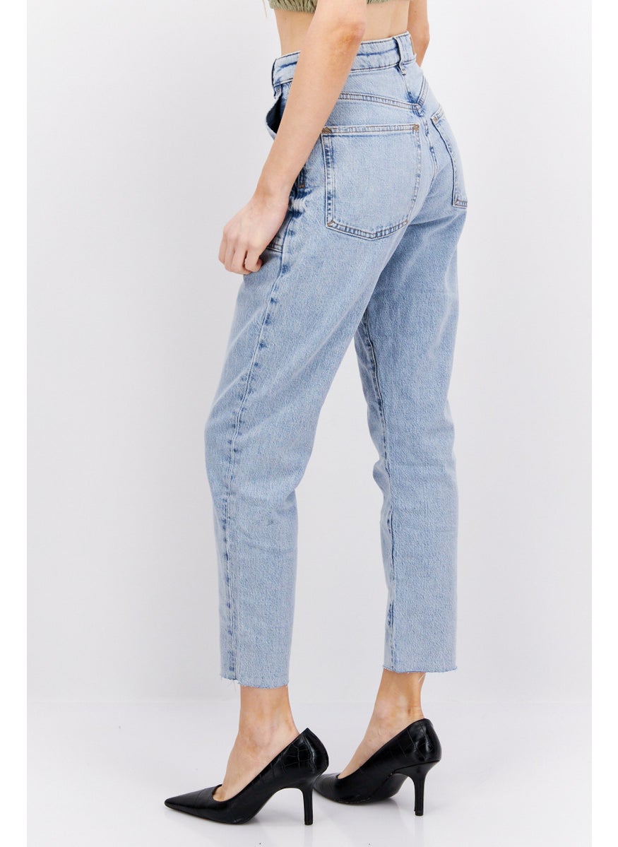 ESPRIT Women Regular Fit Light Wash Stretchable Jeans, Blue  - Image 2