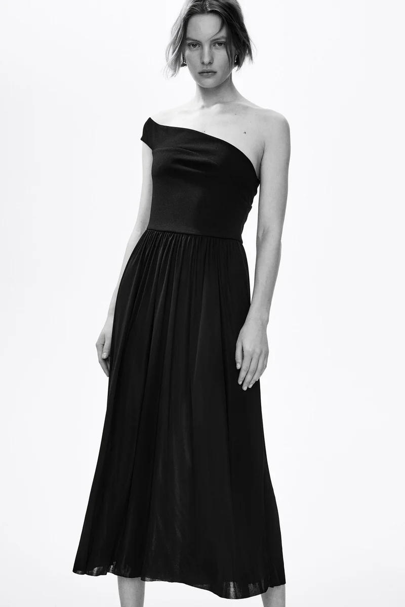 Off-the-shoulder jersey dress