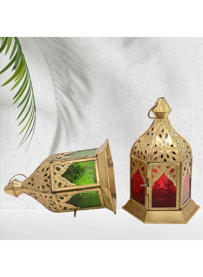 سوق ديزاينز مجموعة من فانوسين مغربيين صغيرين من تصميم سوق ديزاينز - معدن ذهبي مع زجاج أخضر وأحمر، حاملات شموع رمضانية مزخرفة للعيد، ديوالي، عيد الميلاد، فوانيس معلقة داخلية وخارجية - Image 3
