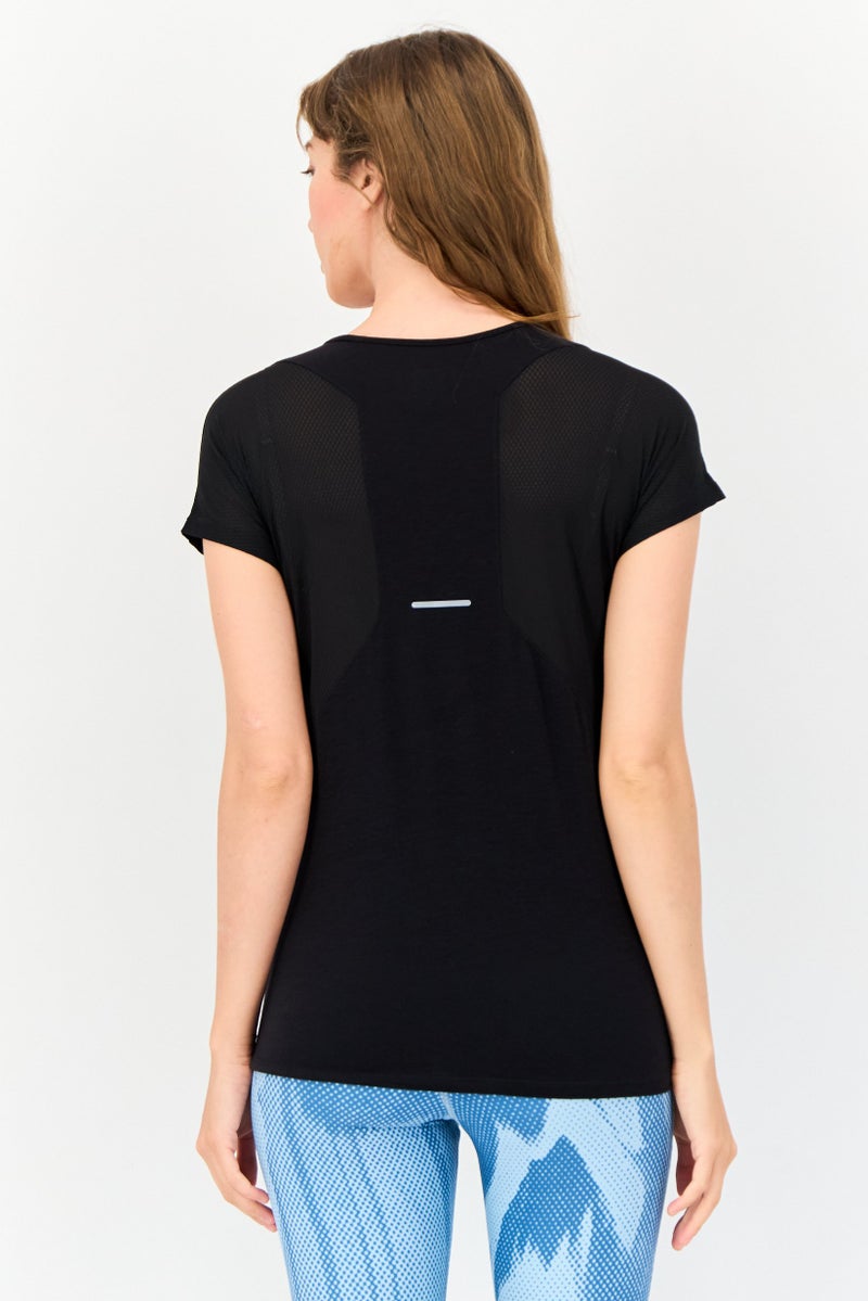 asics Women Slim Fit Short Sleeves Running T-shirt, Black - Image 3