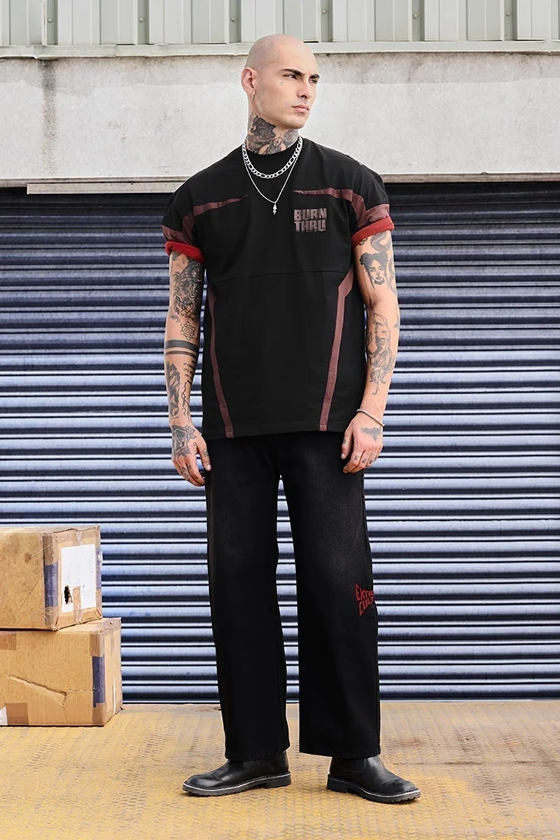 سنيتش GRIND BURN THRU Oversized Graphic T-Shirt