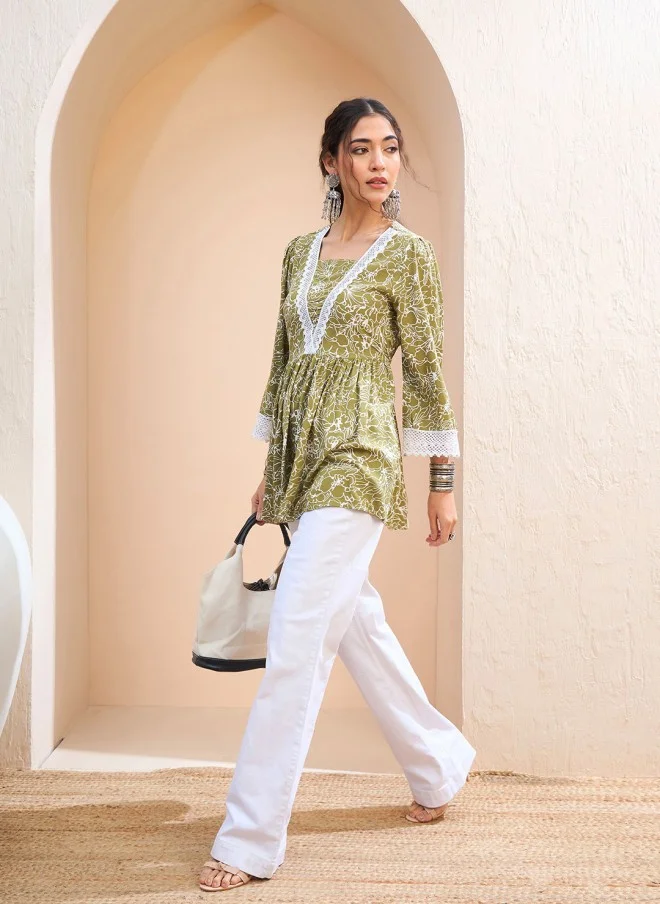 SASSAFRAS Floral Printed V-Neck Kurti for Women