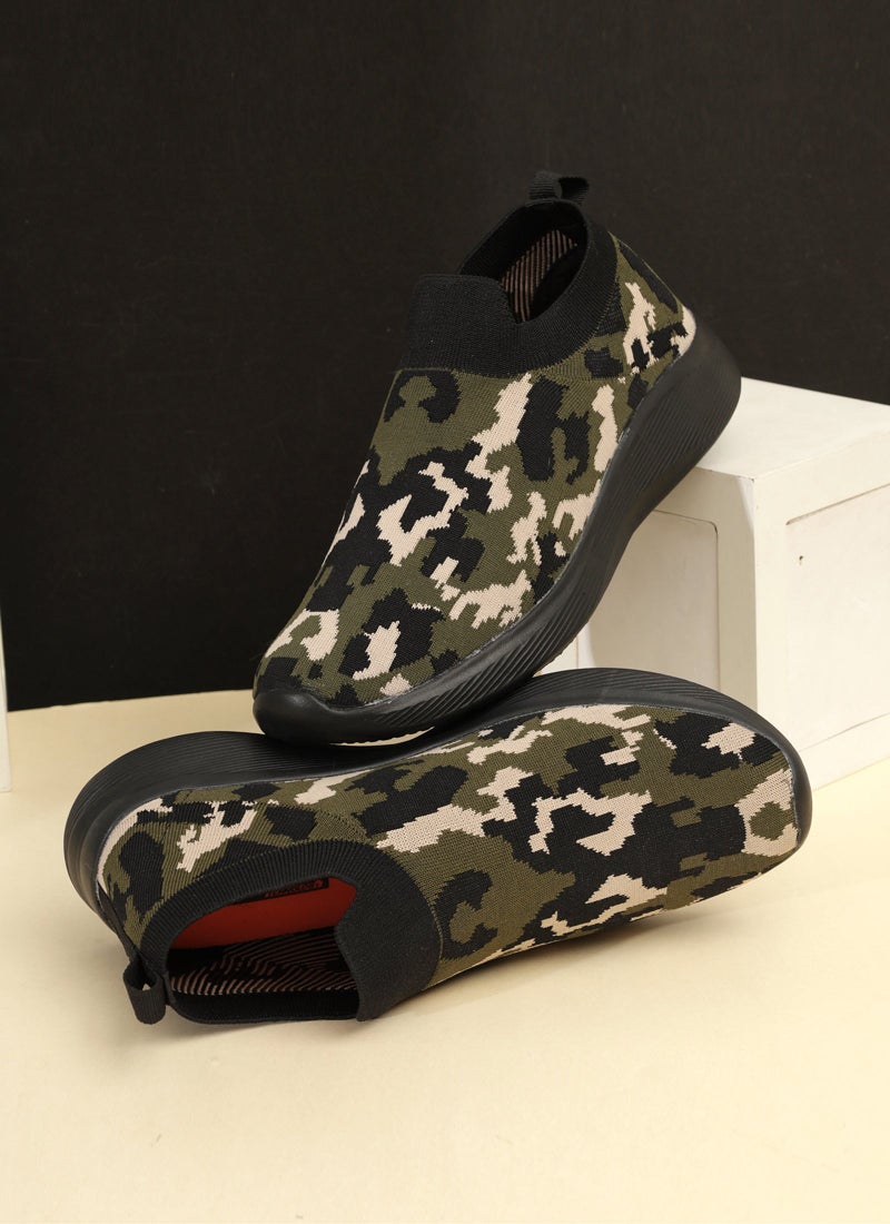 Face Olive Camo Sneakers for Men - Image 2
